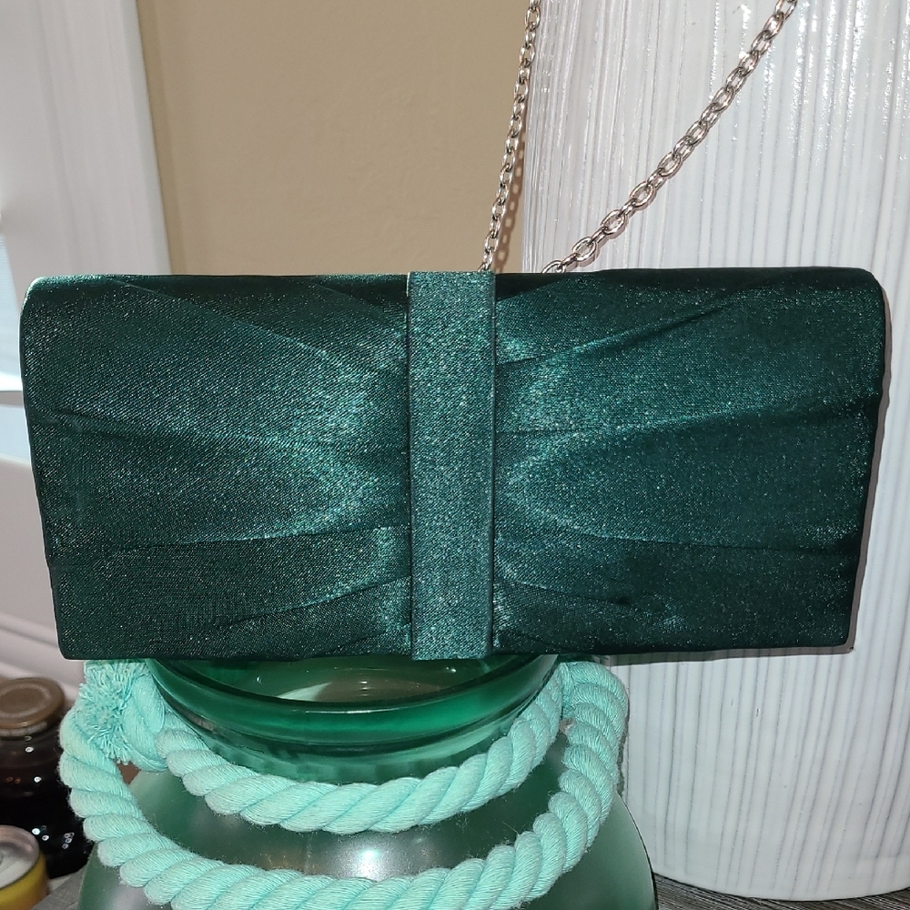 Elegant Green Clutch Bag